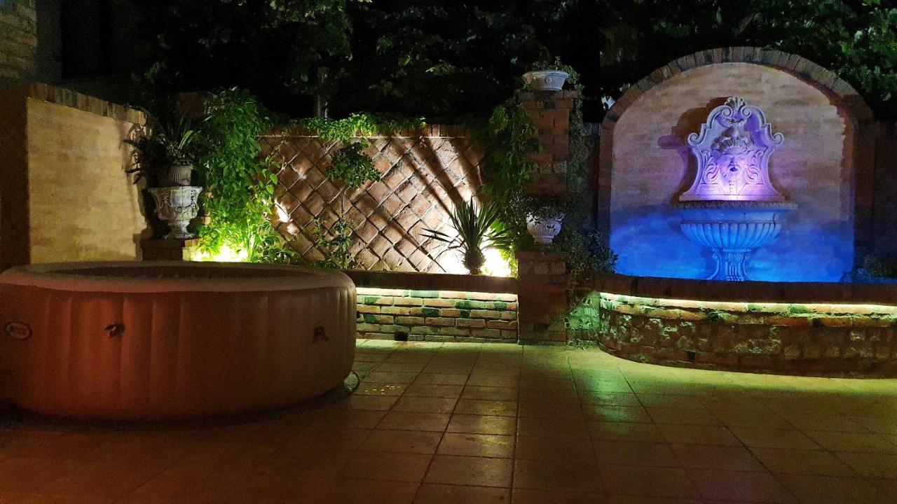 Castello Inn Smederevska Palanka Buitenkant foto