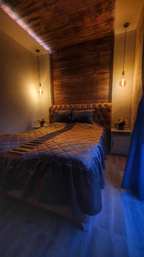 Castello Inn Smederevska Palanka Buitenkant foto